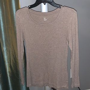 Gap long sleeve super soft tee